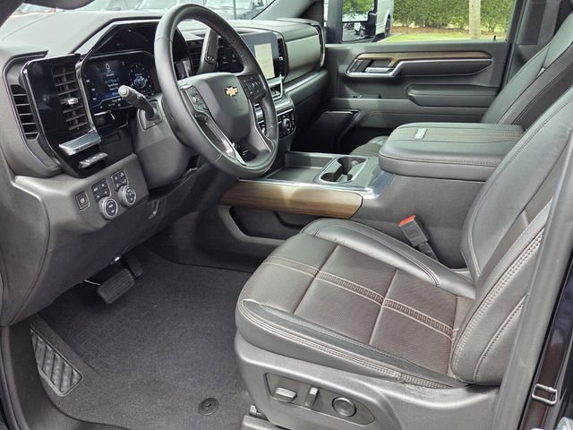 Used 2024 Chevrolet Silverado 2500 High Country w/ High Country Premium Package image 10