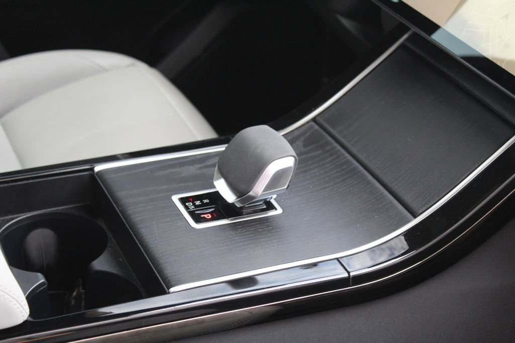 Used 2024 Land Rover Range Rover Velar Dynamic SE image 26