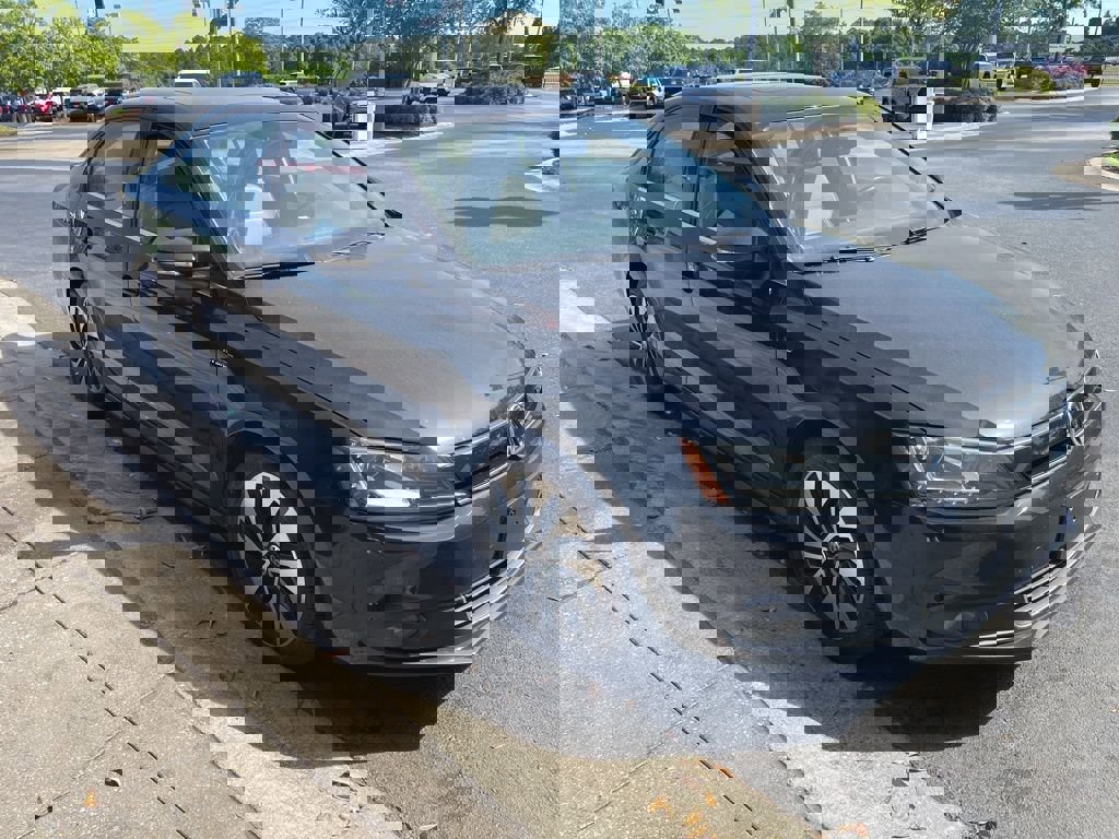 Used 2013 Volkswagen Jetta SEL Premium image 2