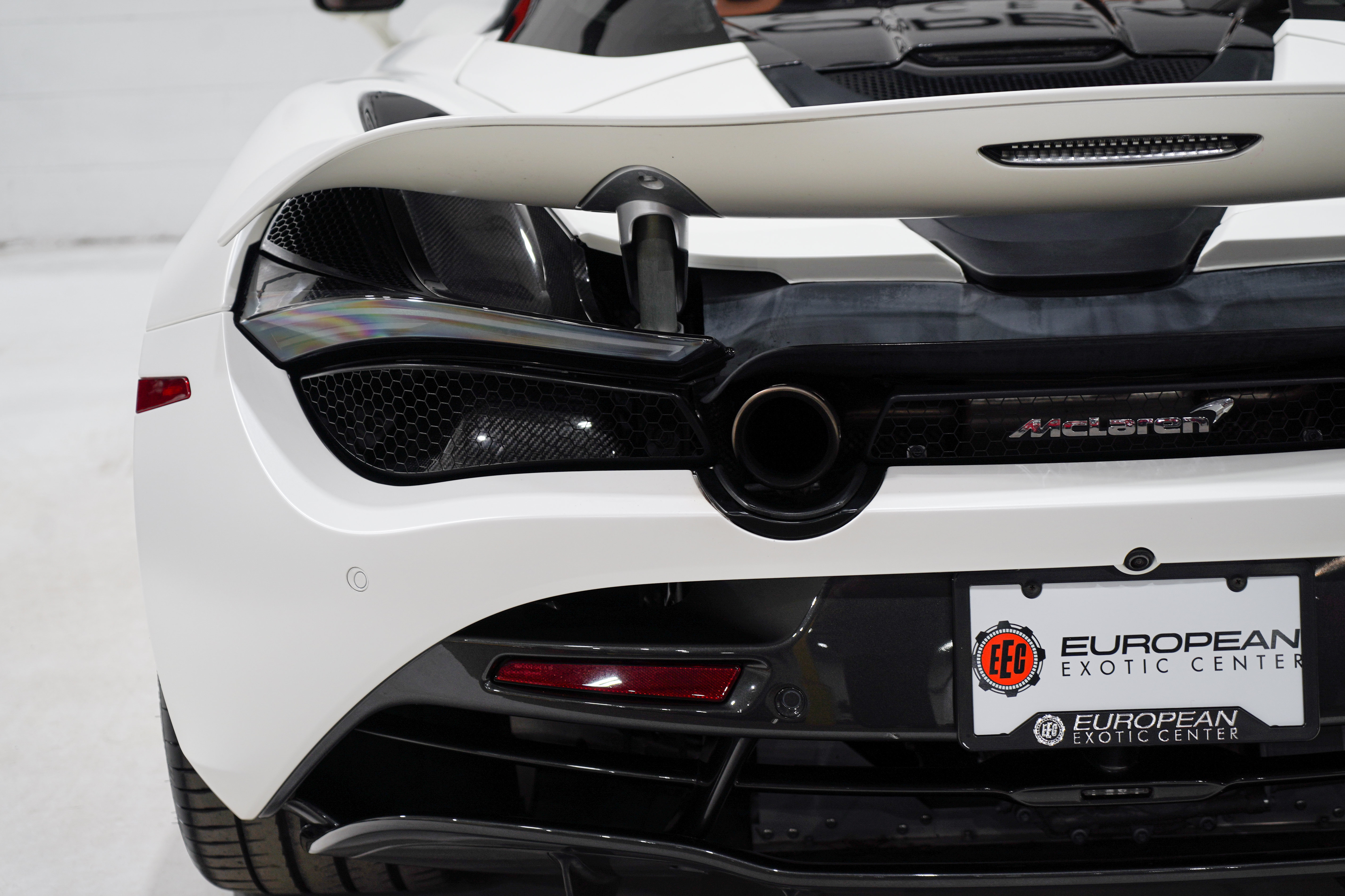 Used 2020 McLaren 720S Spider RWD image 38