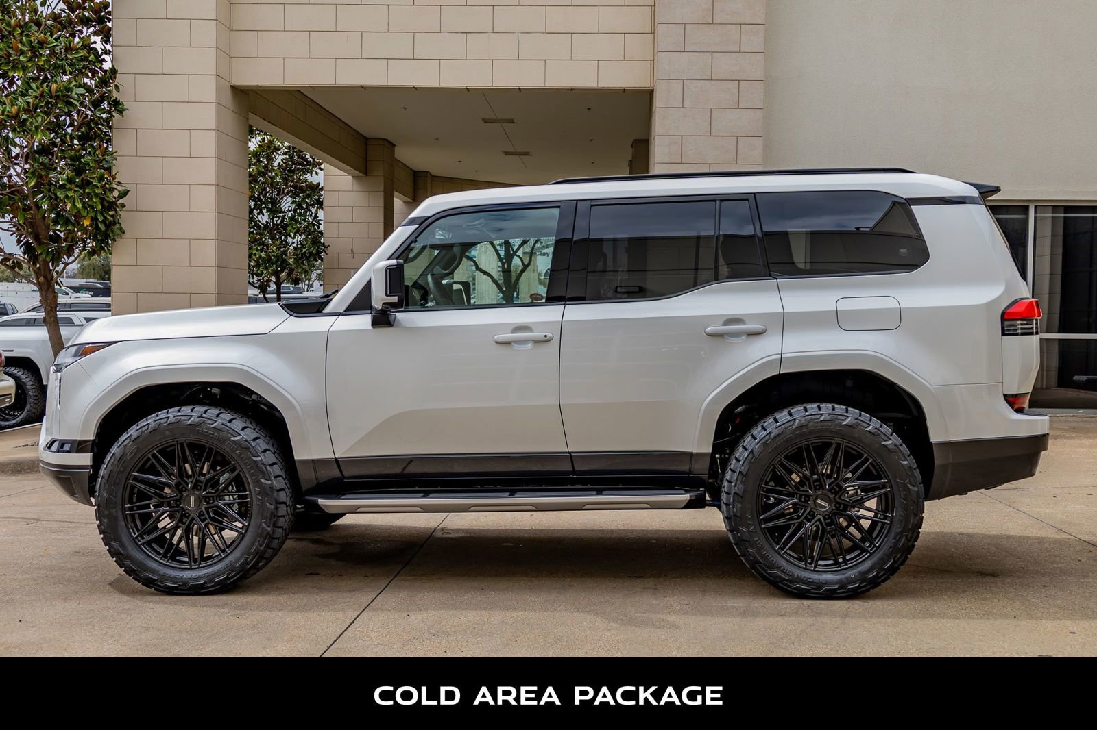 Used 2026 Lexus GX 550 w/ Accessory Package (2T) AWD/4WD image 6