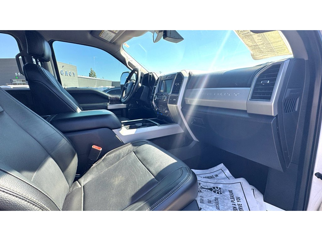 Used 2018 Ford F350 Lariat image 10