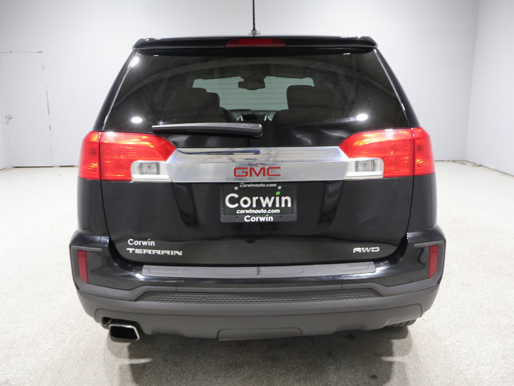 Used 2017 GMC Terrain SLE AWD/4WD image 3