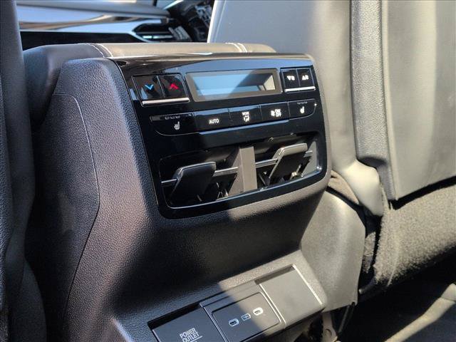 Used 2025 Acura MDX SH-AWD w/ Advance Package image 17