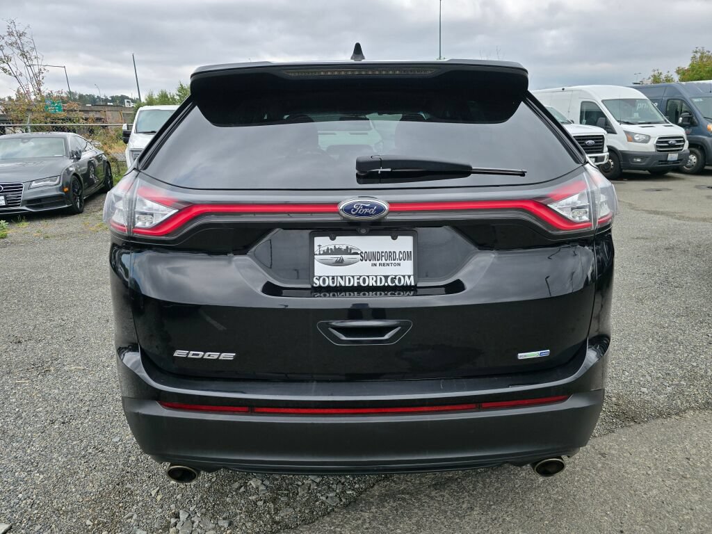 Used 2018 Ford Edge SE AWD/4WD image 4
