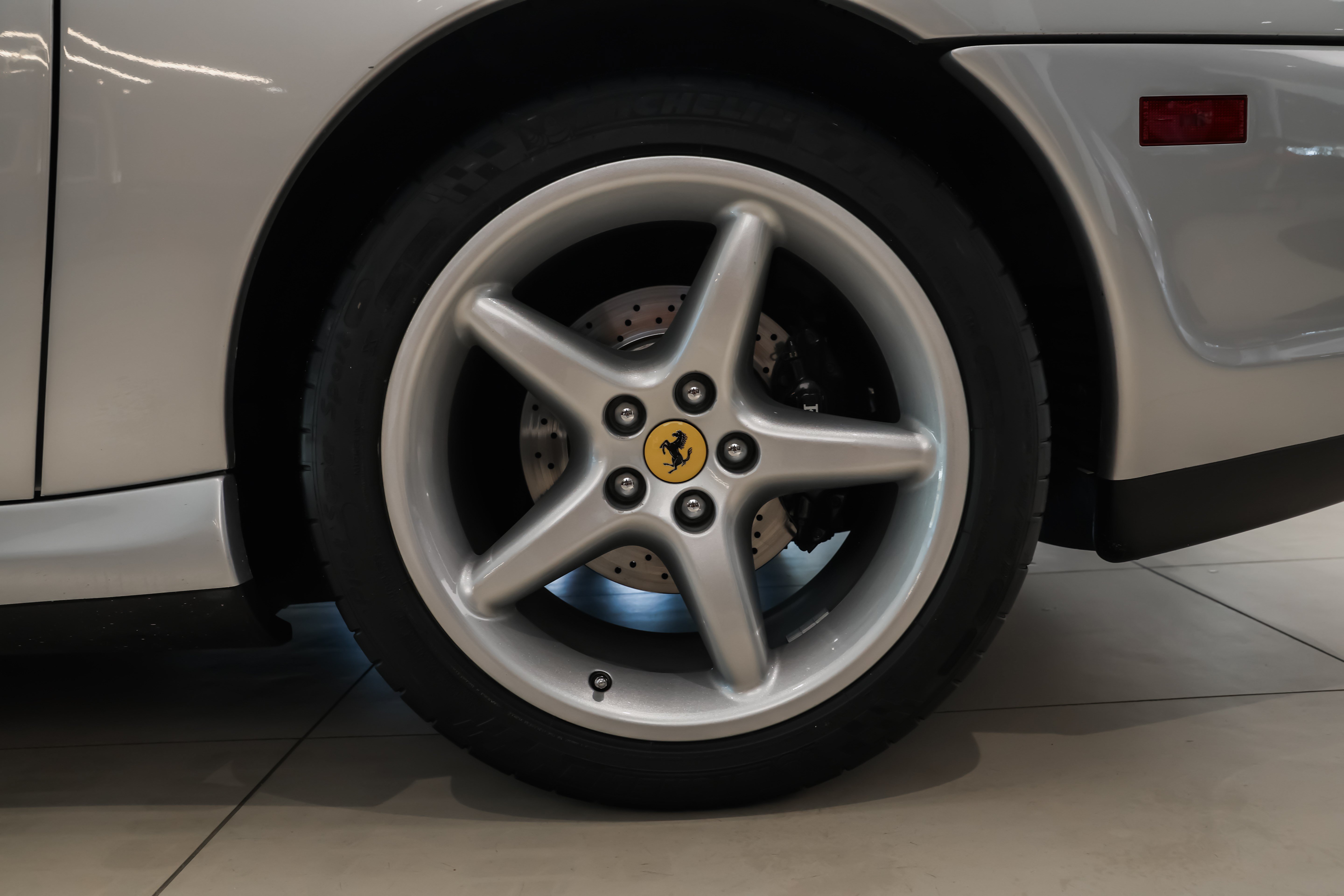 Used 1998 Ferrari 550 Maranello Coupe RWD image 22