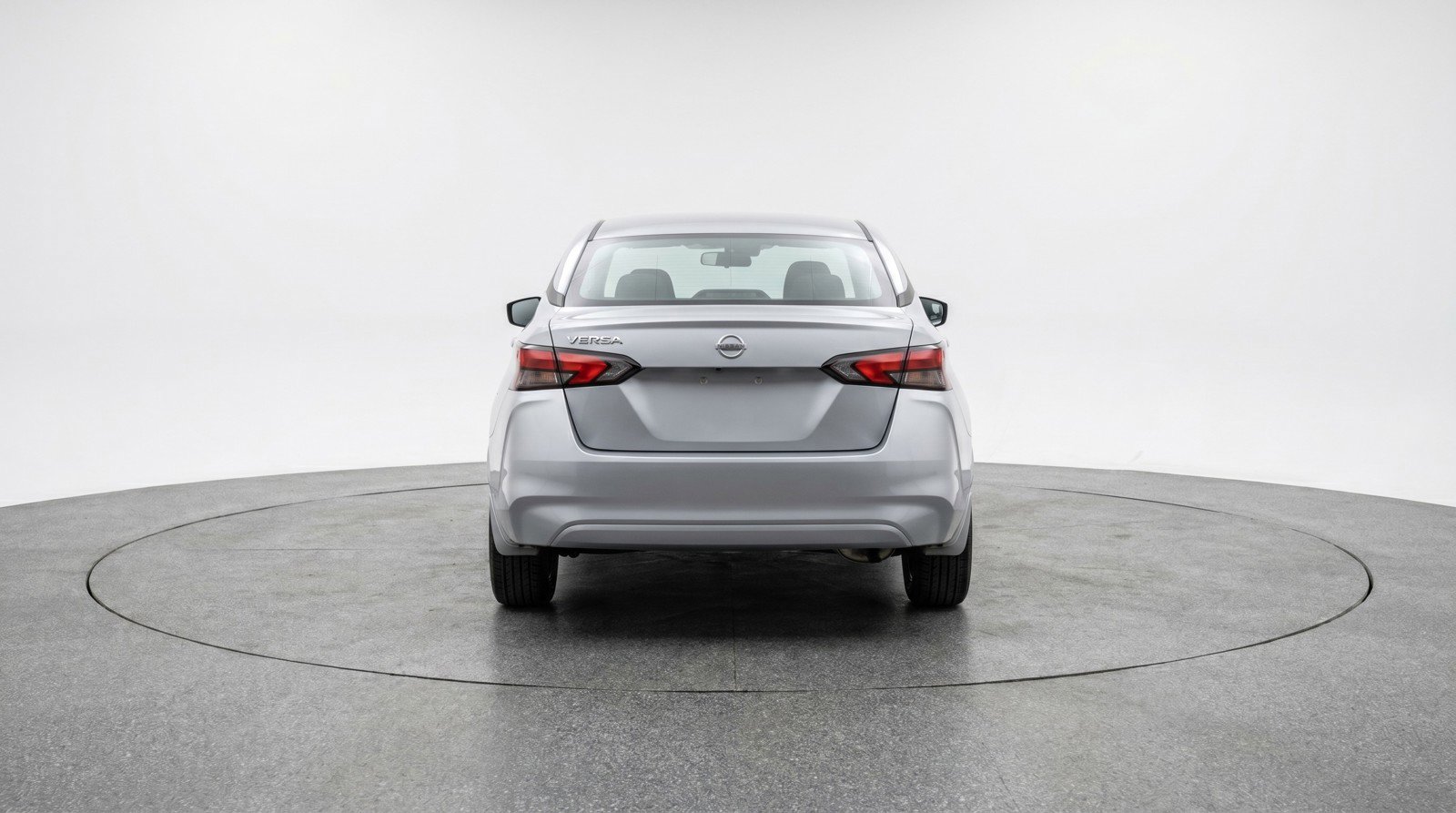 Used 2025 Nissan Versa SV image 7