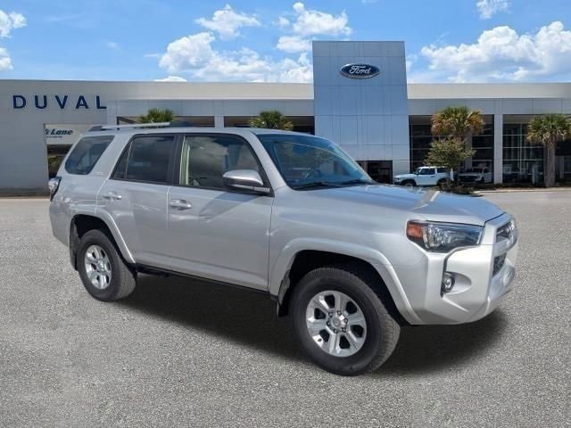 Used 2024 Toyota 4Runner SR5 image 4