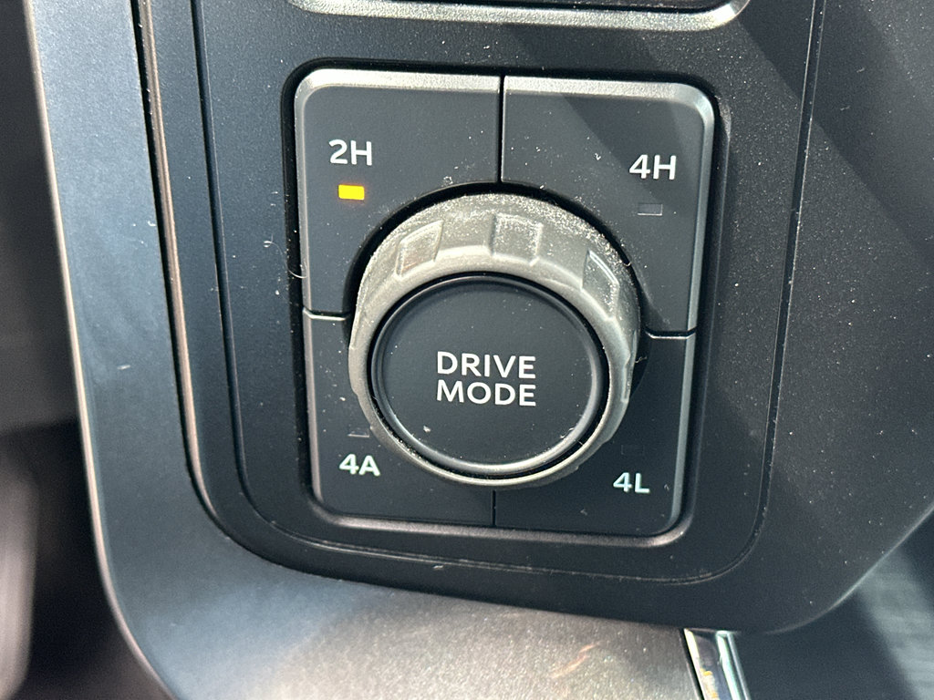 Used 2023 Ford F150 Lariat w/ Equipment Group 502A High image 27