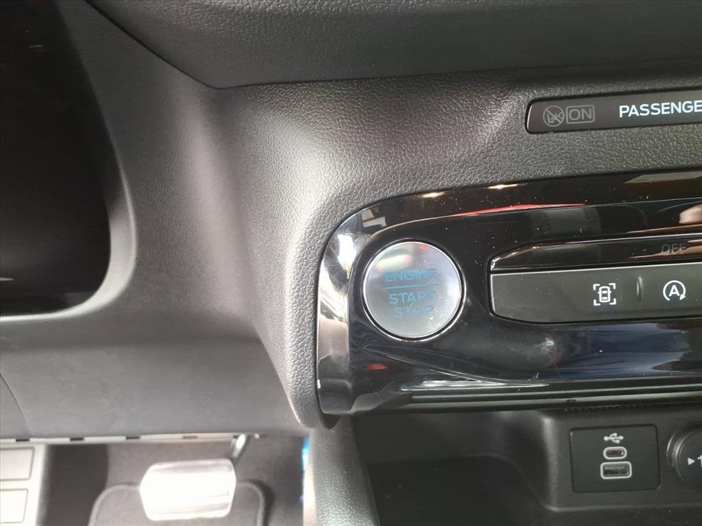 Used 2024 Ford Escape ST-Line w/ Tech Pack #1 image 9