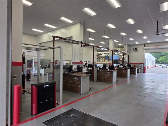 Used 2022 Toyota Tundra Limited image 12