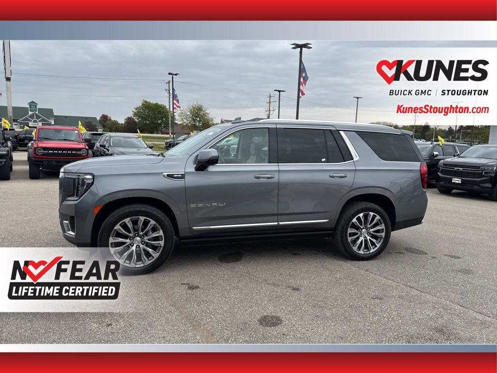 Used 2021 GMC Yukon Denali w/ Denali Premium Package image 8