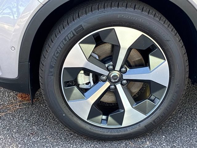 New 2026 Volvo XC40 B5 Plus w/ Protection Package Premier AWD/4WD image 12