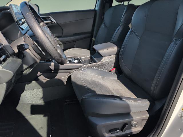Used 2024 Mitsubishi Outlander AWD image 15