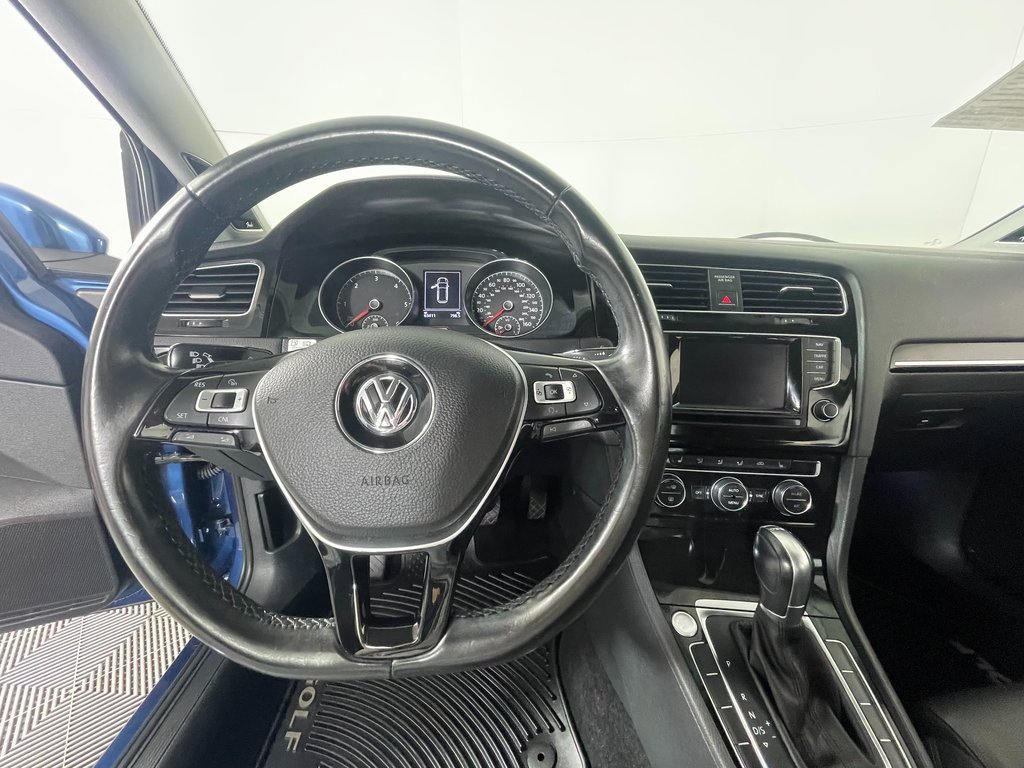 Used 2015 Volkswagen Golf TDI SEL image 15