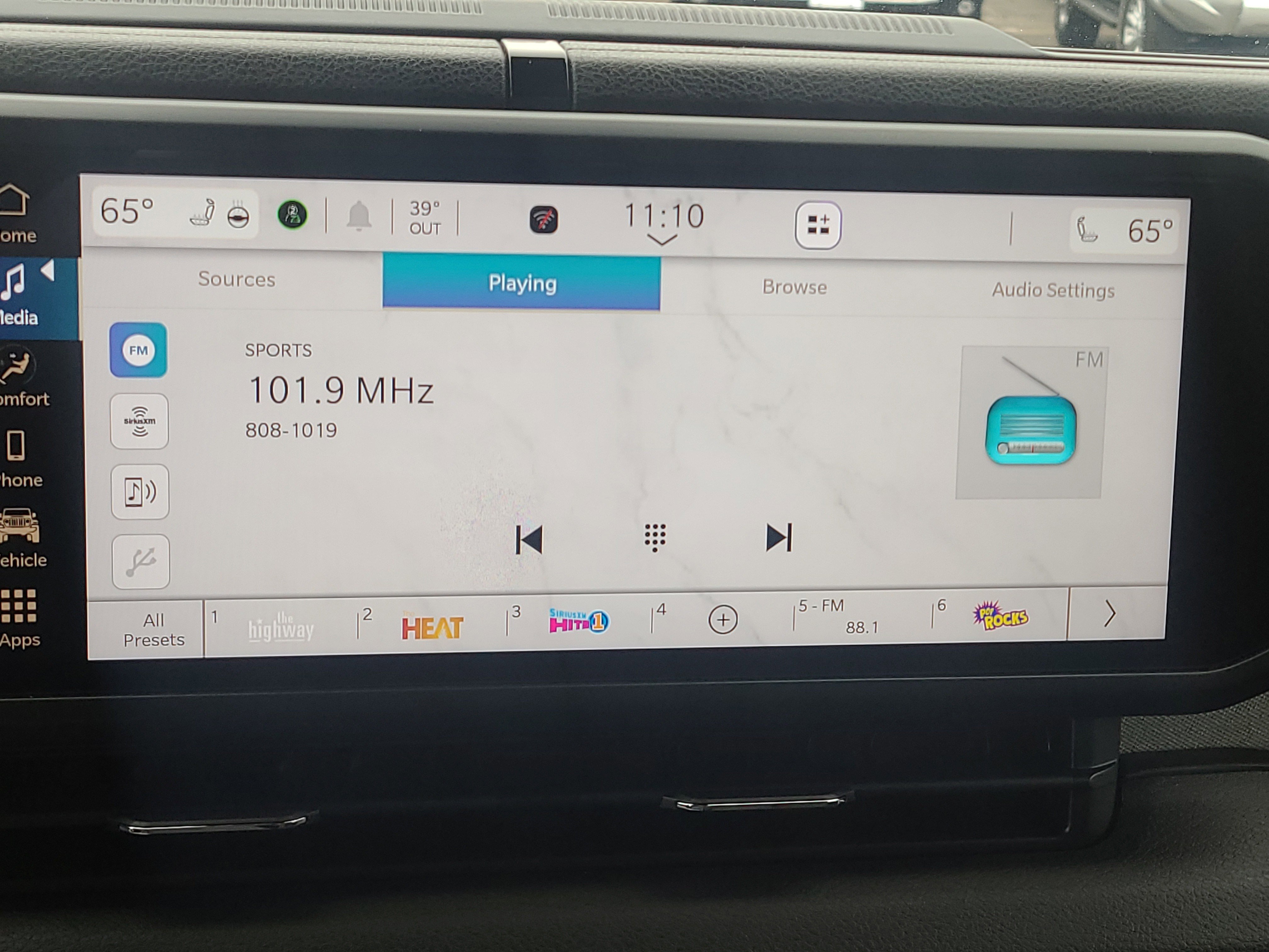 Used 2024 Jeep Wrangler Willys 4xe image 27