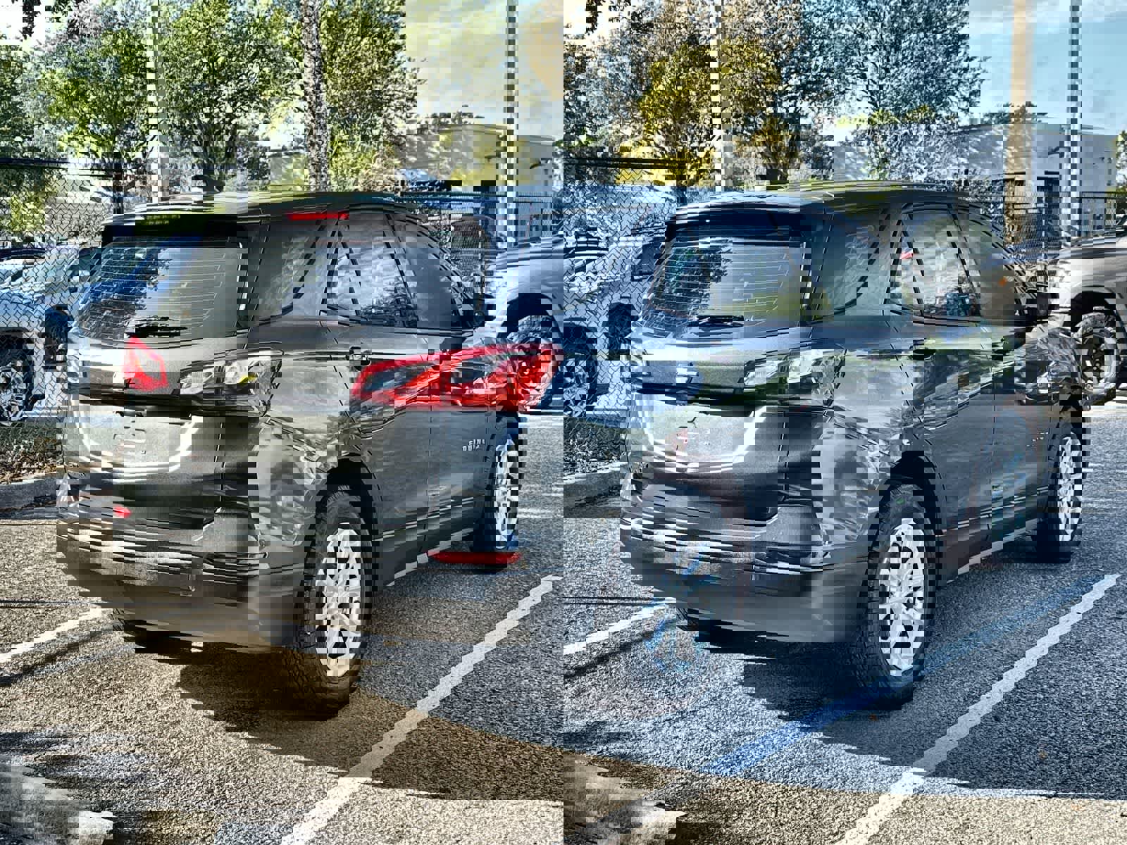 Used 2019 Chevrolet Equinox LS image 8