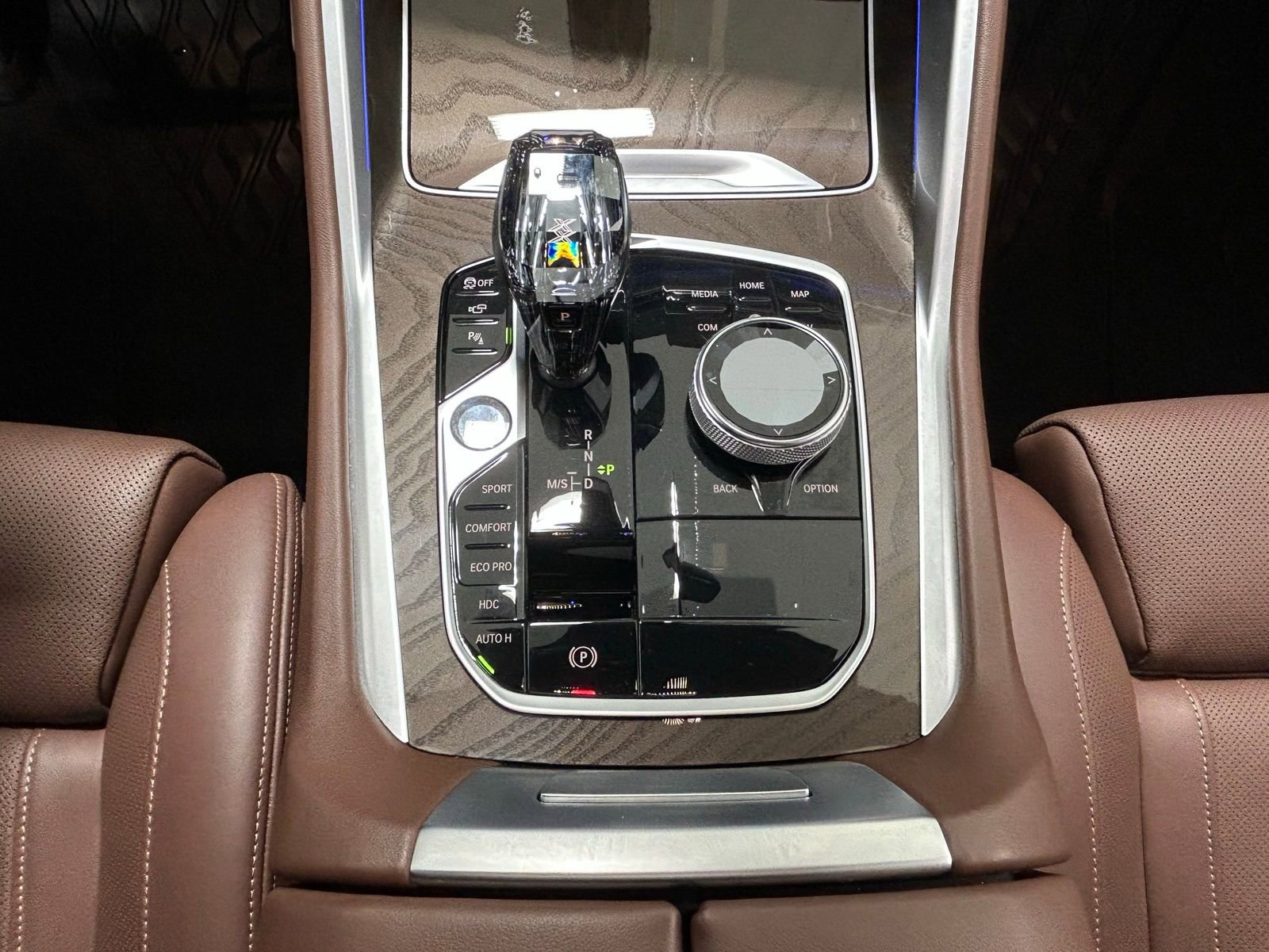 Used 2022 BMW X6 xDrive40i w/ Executive Package image 23