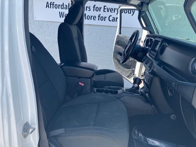 Used 2018 Jeep Wrangler Unlimited Sport S image 11