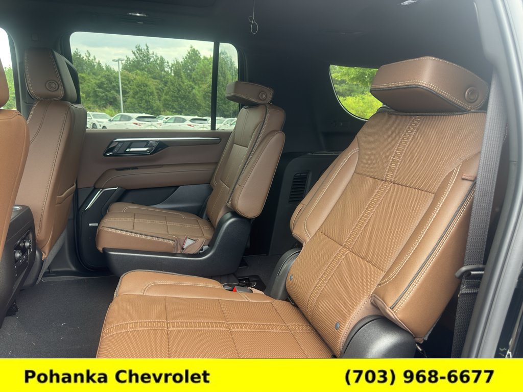 New 2026 Chevrolet Suburban High Country AWD/4WD image 28