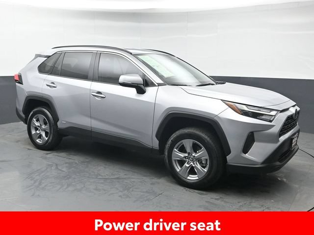 Certified 2025 Toyota RAV4 XLE AWD/4WD image 10