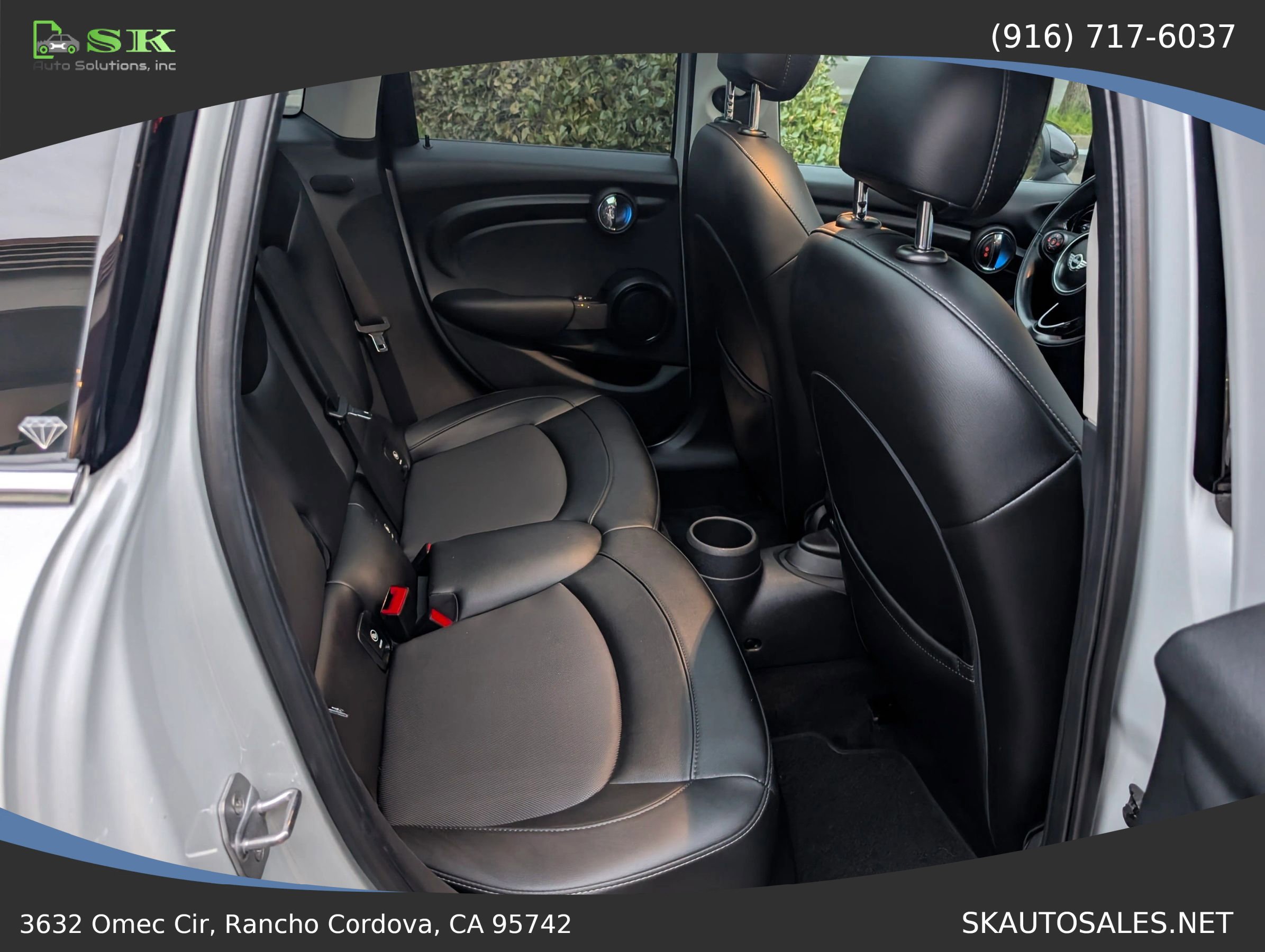 Used 2016 MINI Cooper 4-Door Hardtop image 23