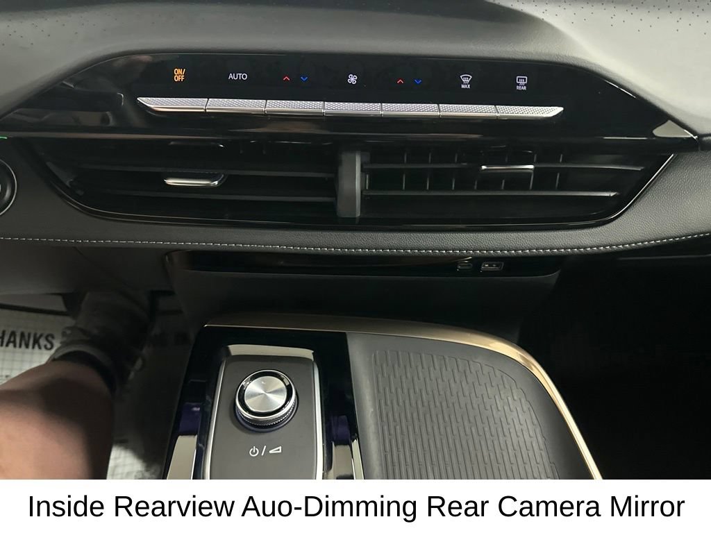 Used 2025 Buick Enclave Avenir w/ Super Cruise Package AWD/4WD image 52