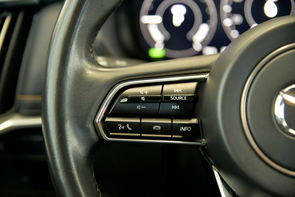 Certified 2024 MAZDA CX-90 Plug-In Hybrid w/ Preferred AWD/4WD image 22
