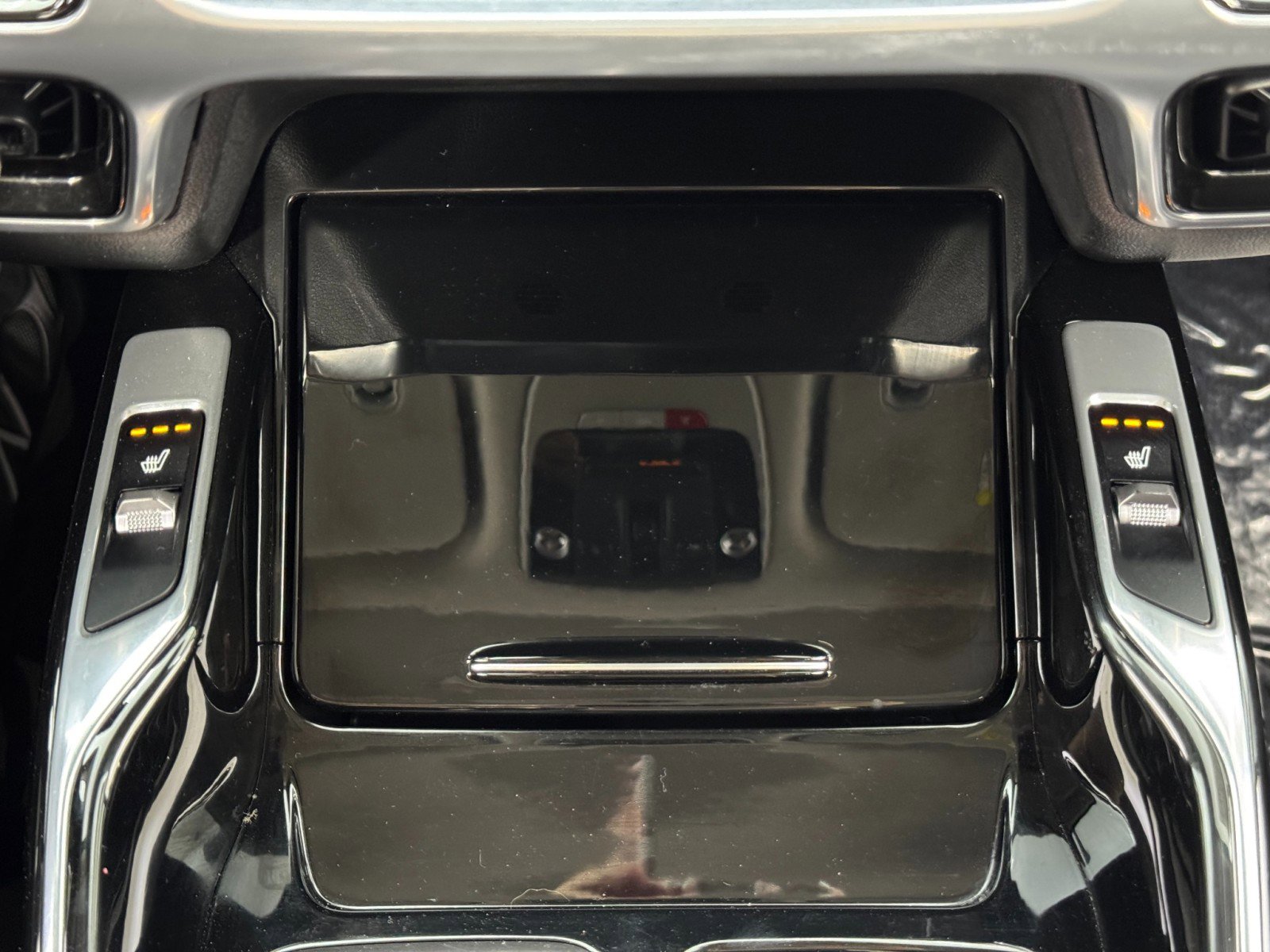 Used 2023 Kia Sorento SX image 29