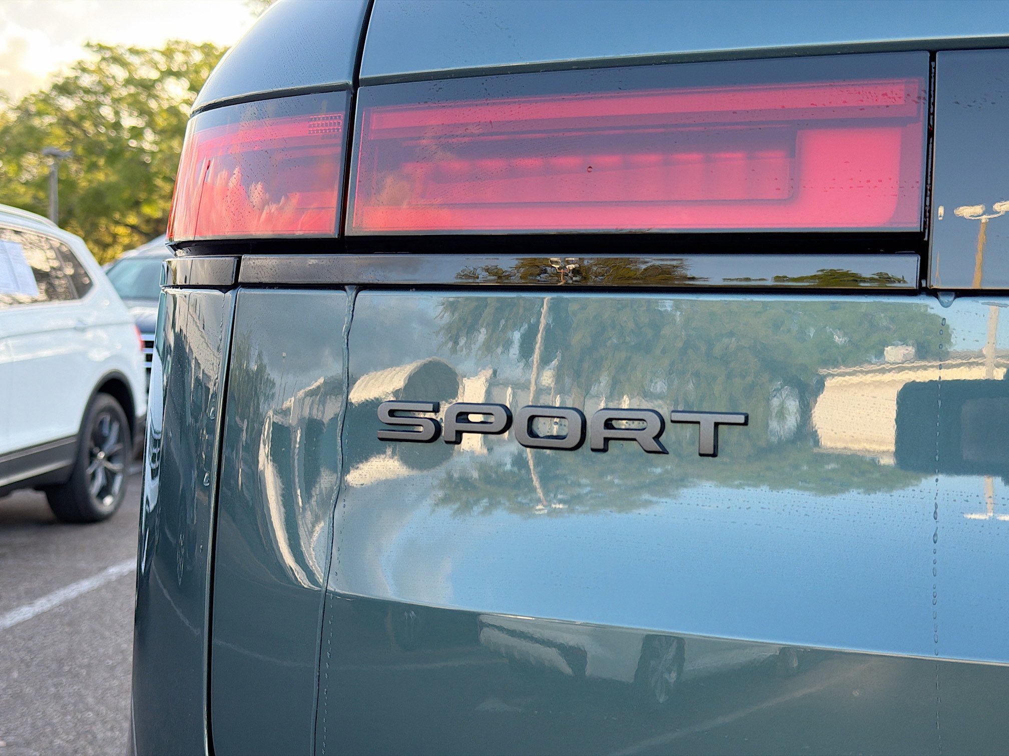 New 2026 Land Rover Range Rover Sport Dynamic SE AWD/4WD image 10