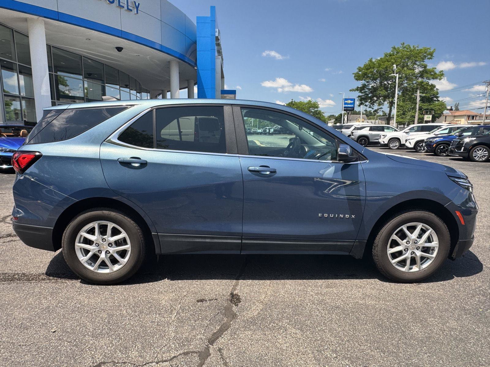 Certified 2024 Chevrolet Equinox LT AWD/4WD image 8