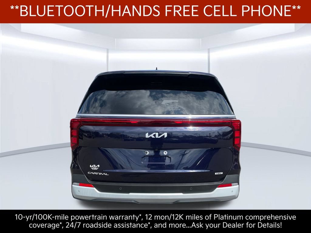 Certified 2026 Kia Carnival LXS FWD image 5