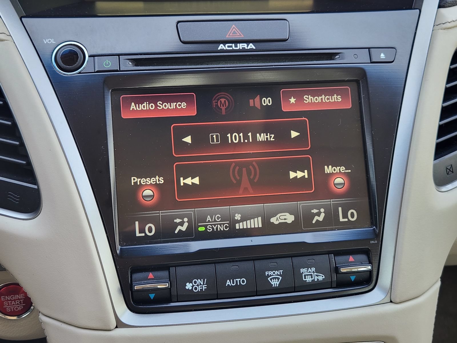 Used 2014 Acura RLX w/ Technology Package FWD image 22