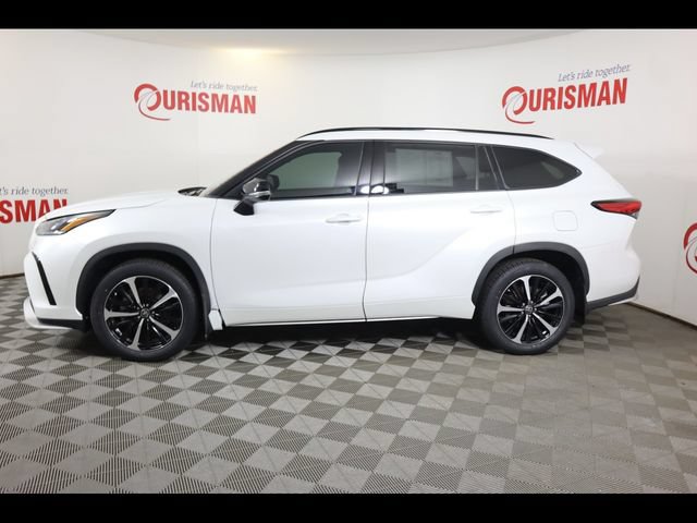 Used 2022 Toyota Highlander XSE AWD/4WD image 19