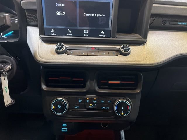 Used 2023 Ford Maverick XLT w/ Equipment Group 300A Standard image 20