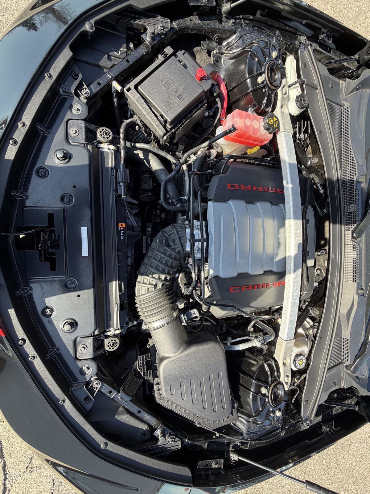 Used 2024 Chevrolet Camaro LT w/ Technology Package image 17