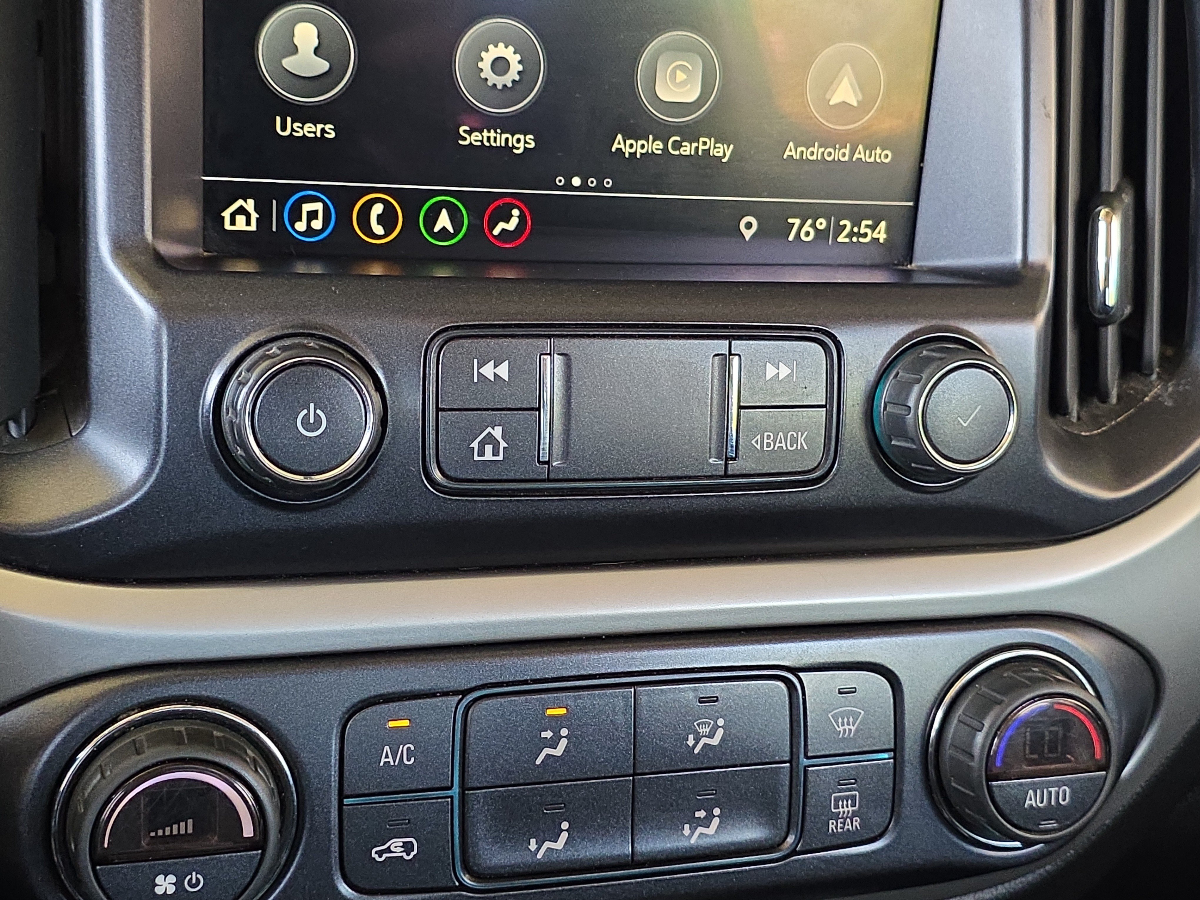 Used 2021 Chevrolet Colorado ZR2 w/ ZR2 Dusk Special Edition AWD/4WD image 18