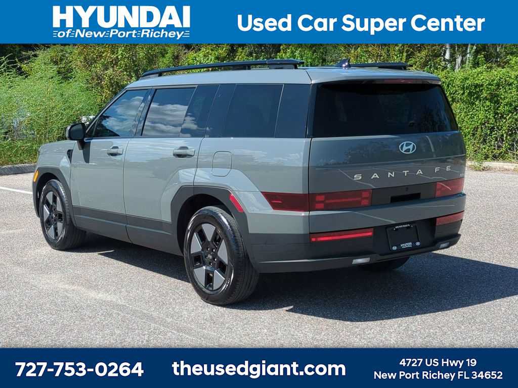 Certified 2024 Hyundai Santa Fe SEL FWD image 3