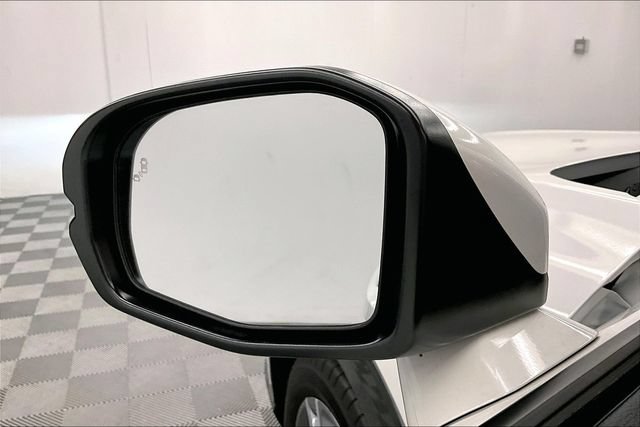 Used 2025 Acura ADX FWD image 37