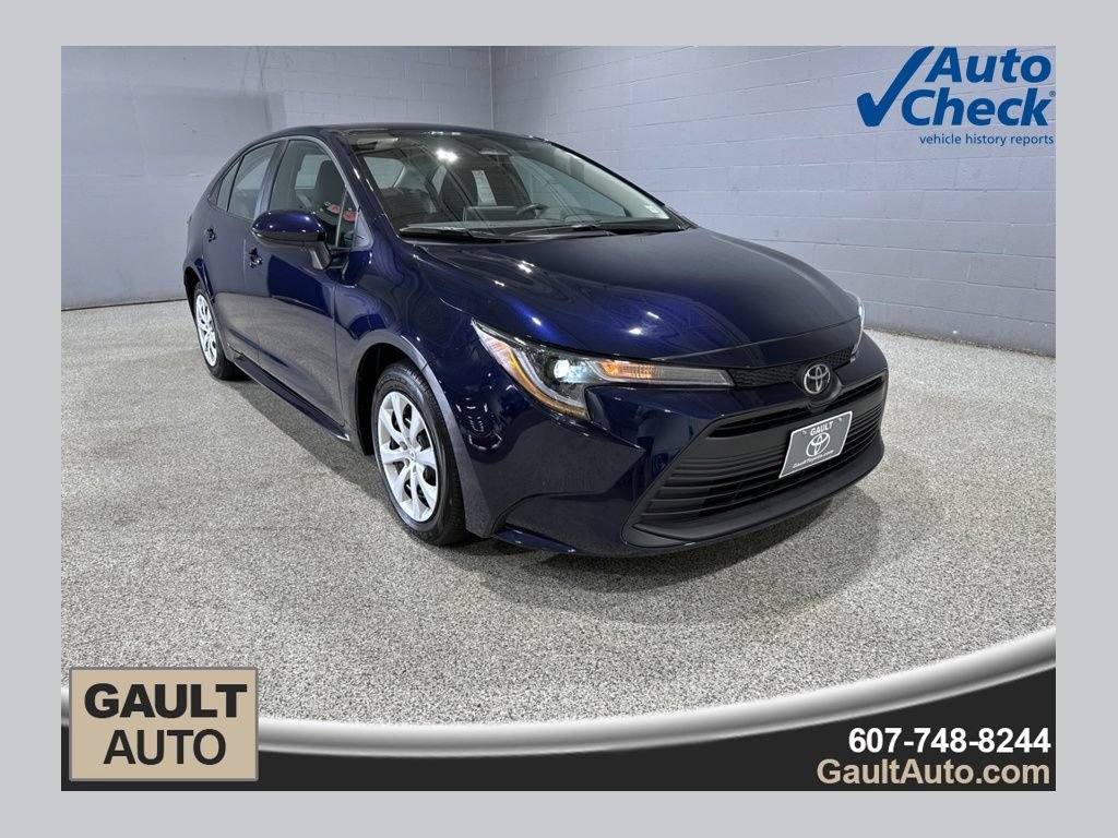 Certified 2025 Toyota Corolla LE FWD image 1