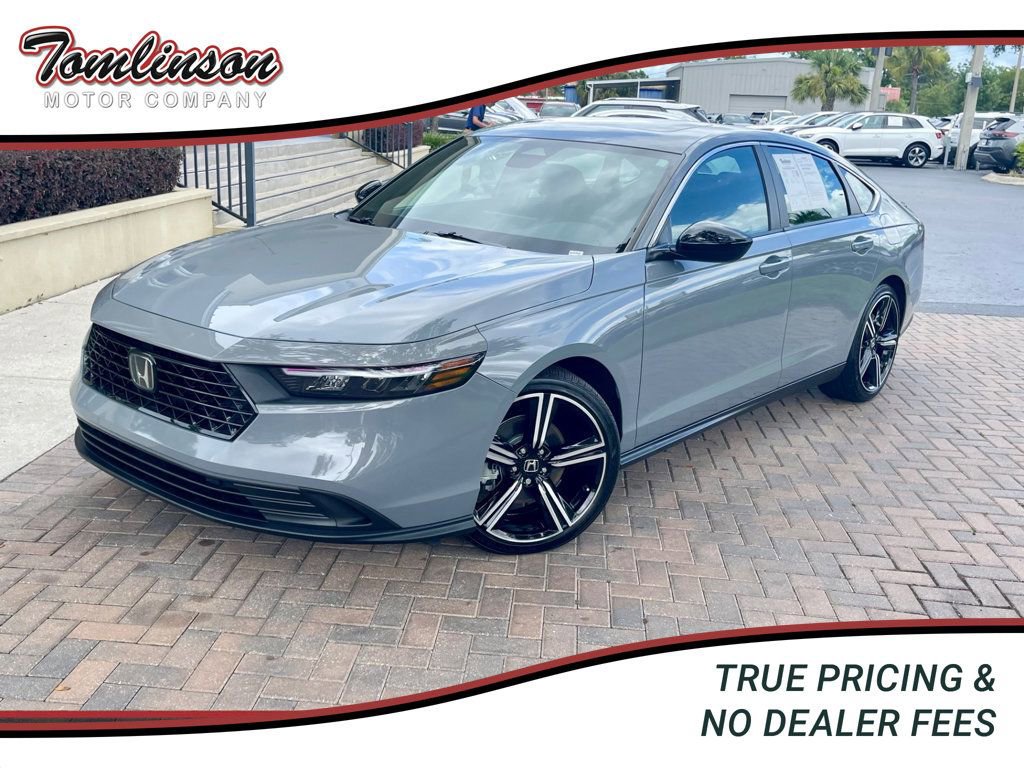 Used 2023 Honda Accord Sport image 1