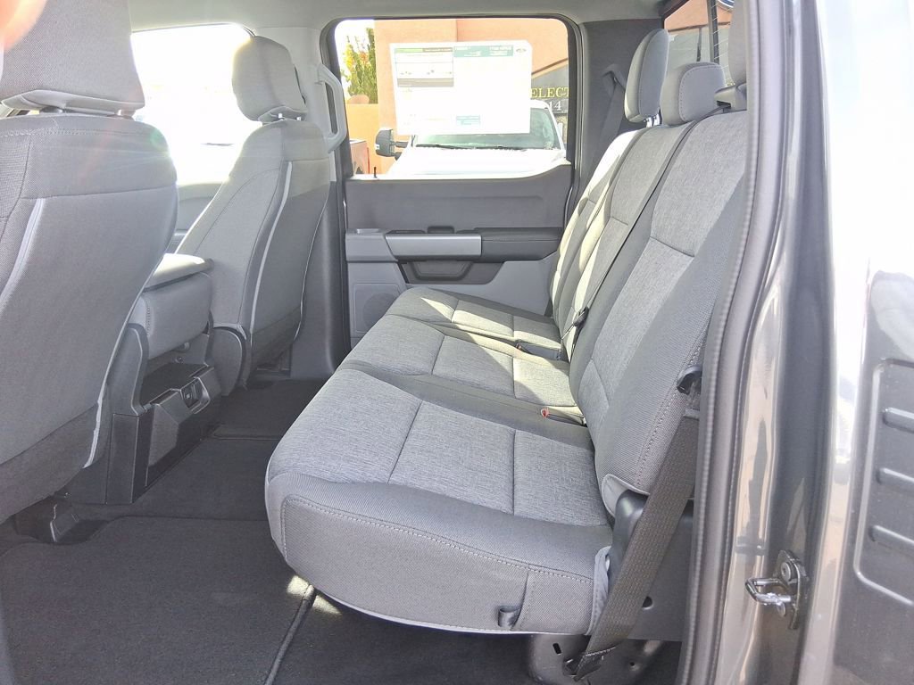 New 2026 Ford F250 XL w/ STX Appearance Package AWD/4WD image 21