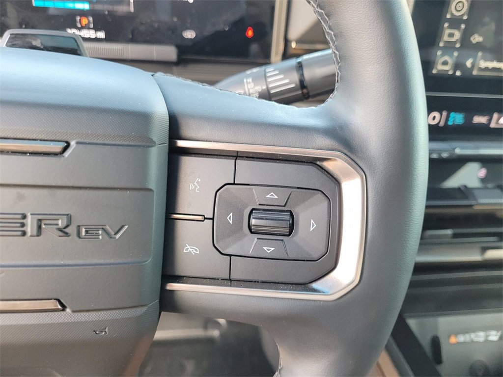 Used 2024 GMC Hummer EV 3X image 32
