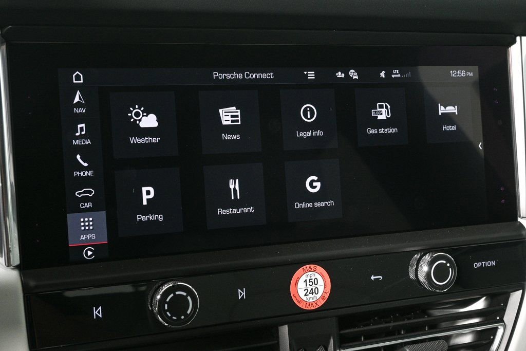 Certified 2025 Porsche Macan image 14