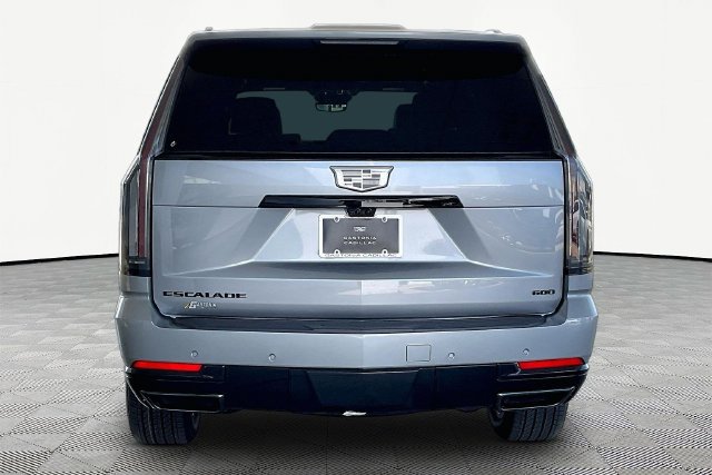 New 2026 Cadillac Escalade Sport w/ LPO, ONYX Package AWD/4WD image 4