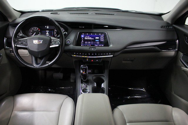 Used 2023 Cadillac XT4 Premium Luxury image 22