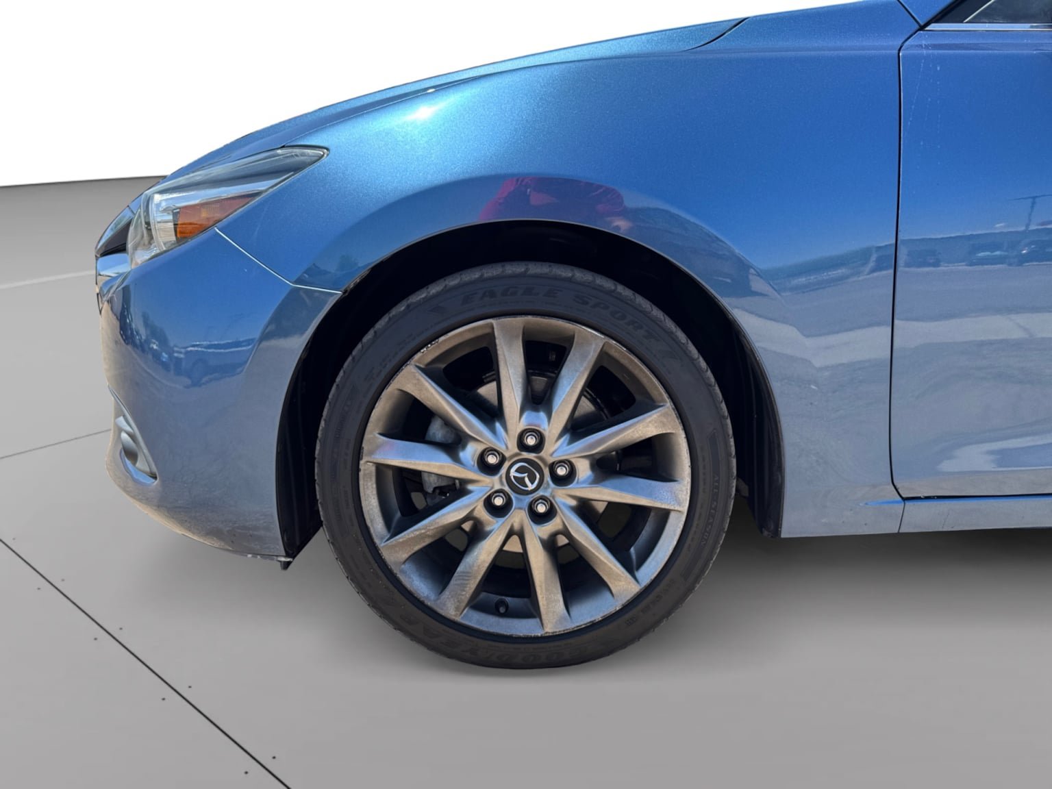 Used 2018 MAZDA MAZDA3 Grand Touring FWD image 9