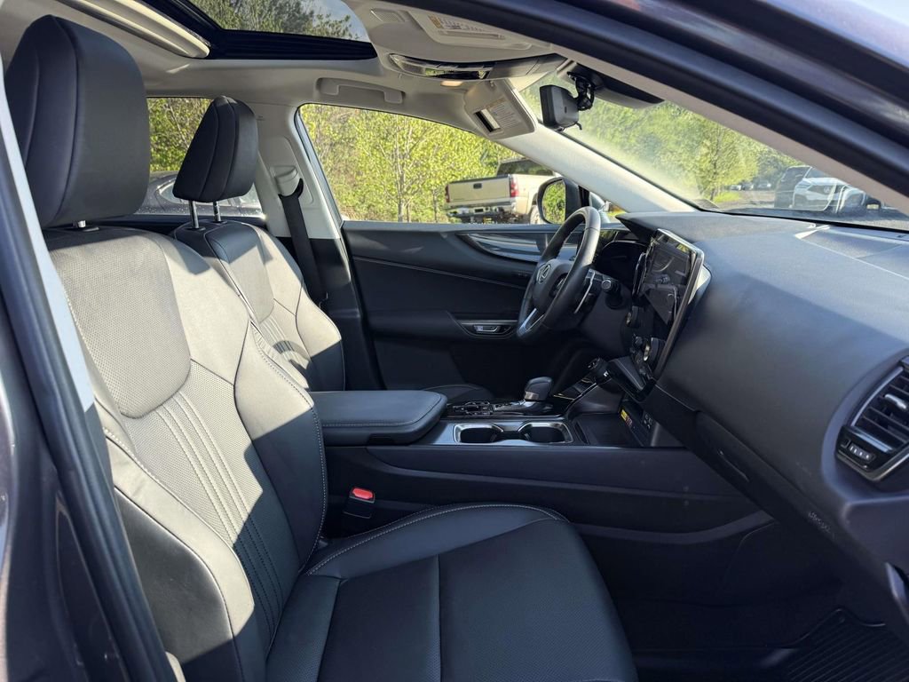 Used 2023 Lexus NX 350 AWD image 13