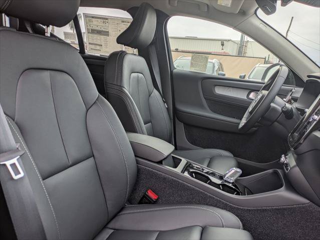 New 2026 Volvo XC40 B5 Ultra w/ Climate Package AWD/4WD image 14