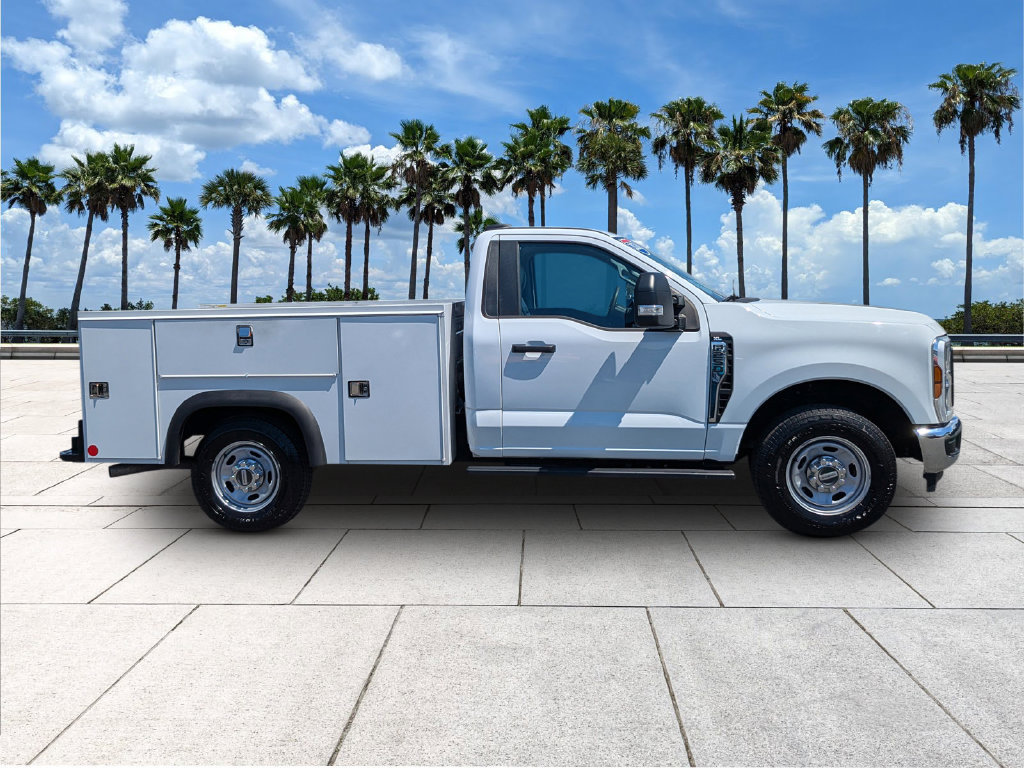 Used 2024 Ford F250 XL w/ XL Driver Assist Package RWD image 8